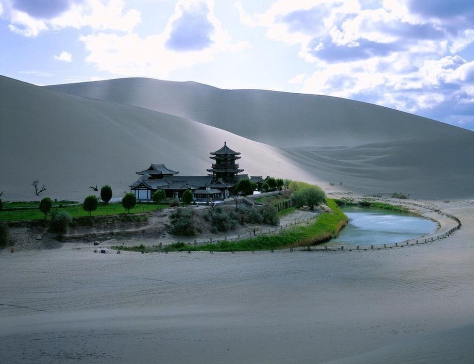 Top 10 Must-Visit Places in China for Travelers