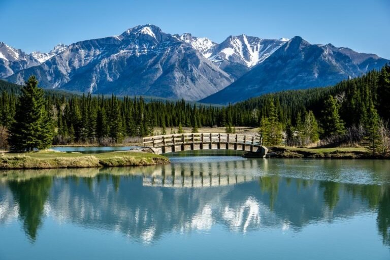 For those looking to explore the park on foot, Banff offers a wide range of hiking trails, from easy strolls through the forest to challenging treks up steep mountainsides.