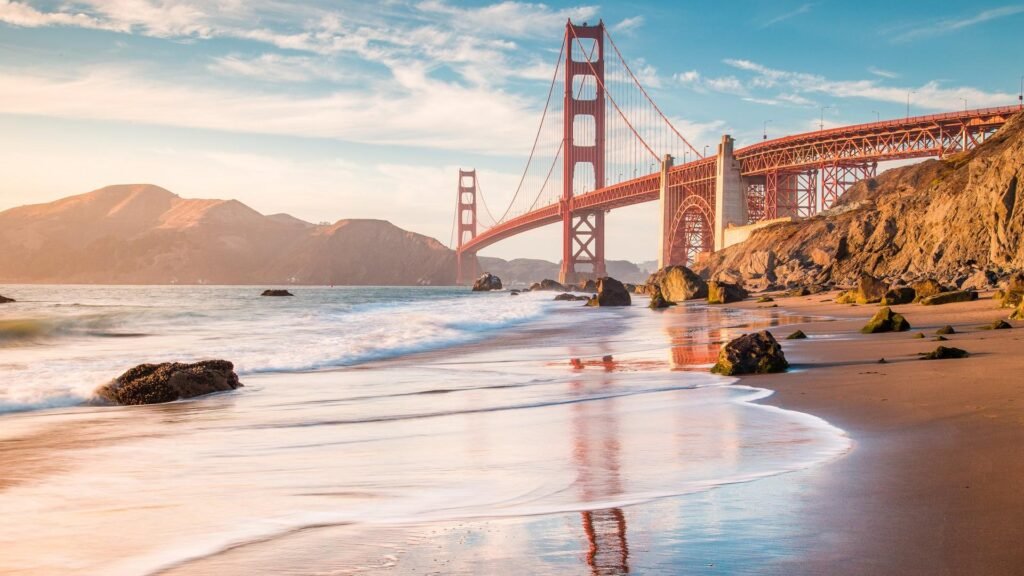 10 Best Places to Spend Holidays in the USA - A Guide to Unforgettable Destinations