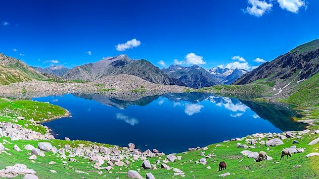 Swat Valley is a picturesque valley located in the Khyber Pakhtunkhwa province of Pakistan. The valley is known for its stunning natural beauty