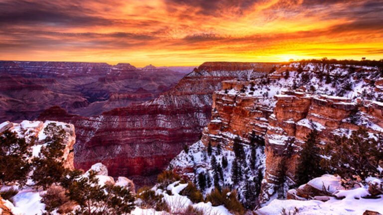 "Grand Canyon: Nature's Masterpiece Unveiled in Arizona"