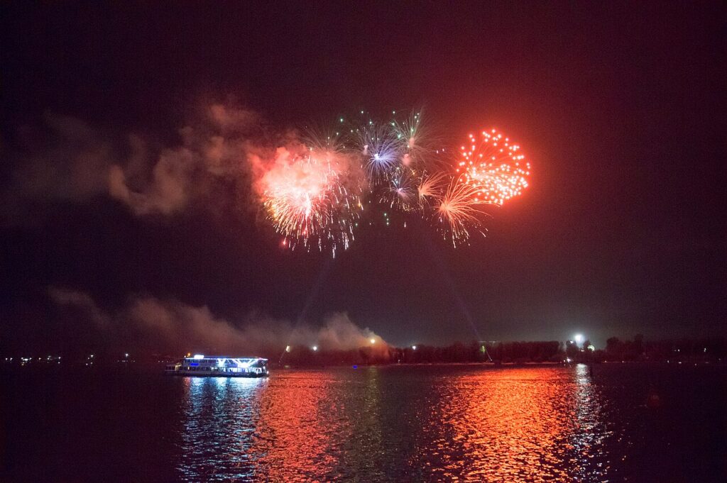 Independence Day (July 4): How America Celebrates (Observed July 3 in 2026)